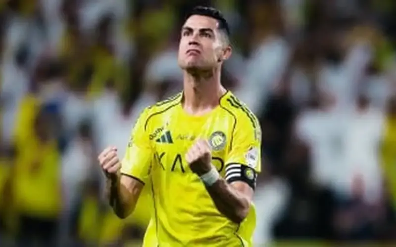 بعد التتويج بالدوري السعودي.. كريستيانو رونالدو يصل لـ37 لقبًا فى مسيرته
